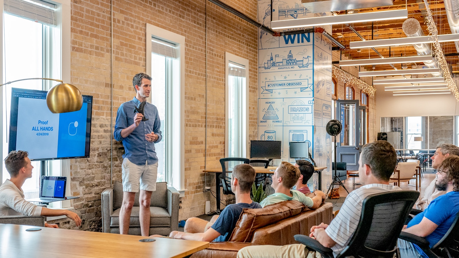 Quarterly cadence review with performance dashboards and planning notes